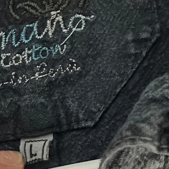 Large 100% Cotton Blue Denim Button-Up Shirt Boho tribal vibes super cute - Picture 4 of 17